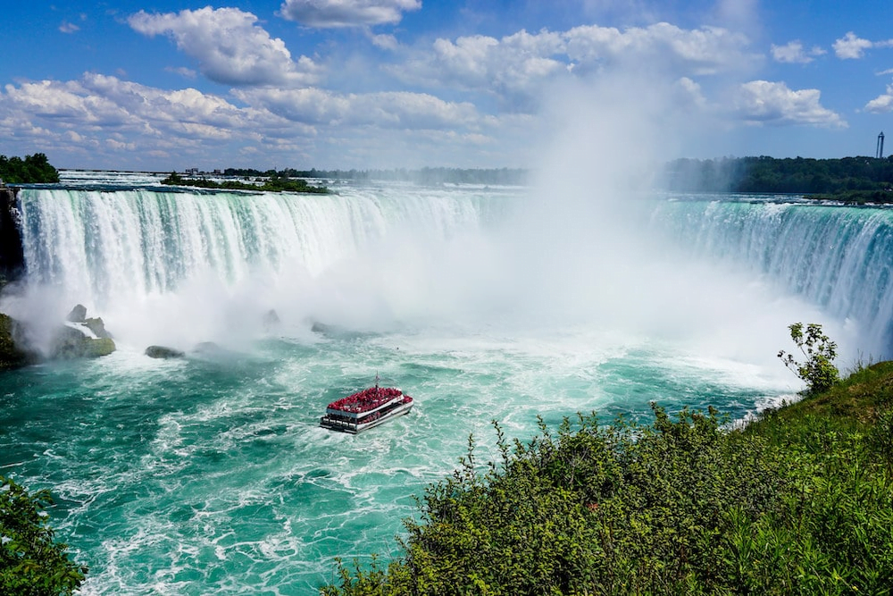 30 Places to Visit in Canada with Your Kids Before They Are All Grown Up