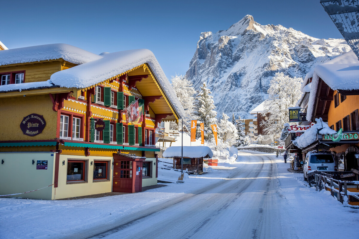 10 Best Places to Visit in Switzerland for 2023-2024